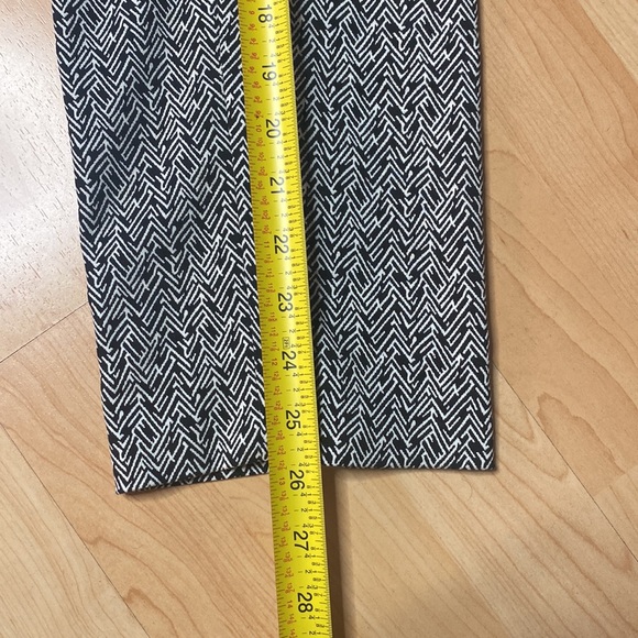 WH/BM Printed Ankle Pant Sz 8 - Picture 9 of 11